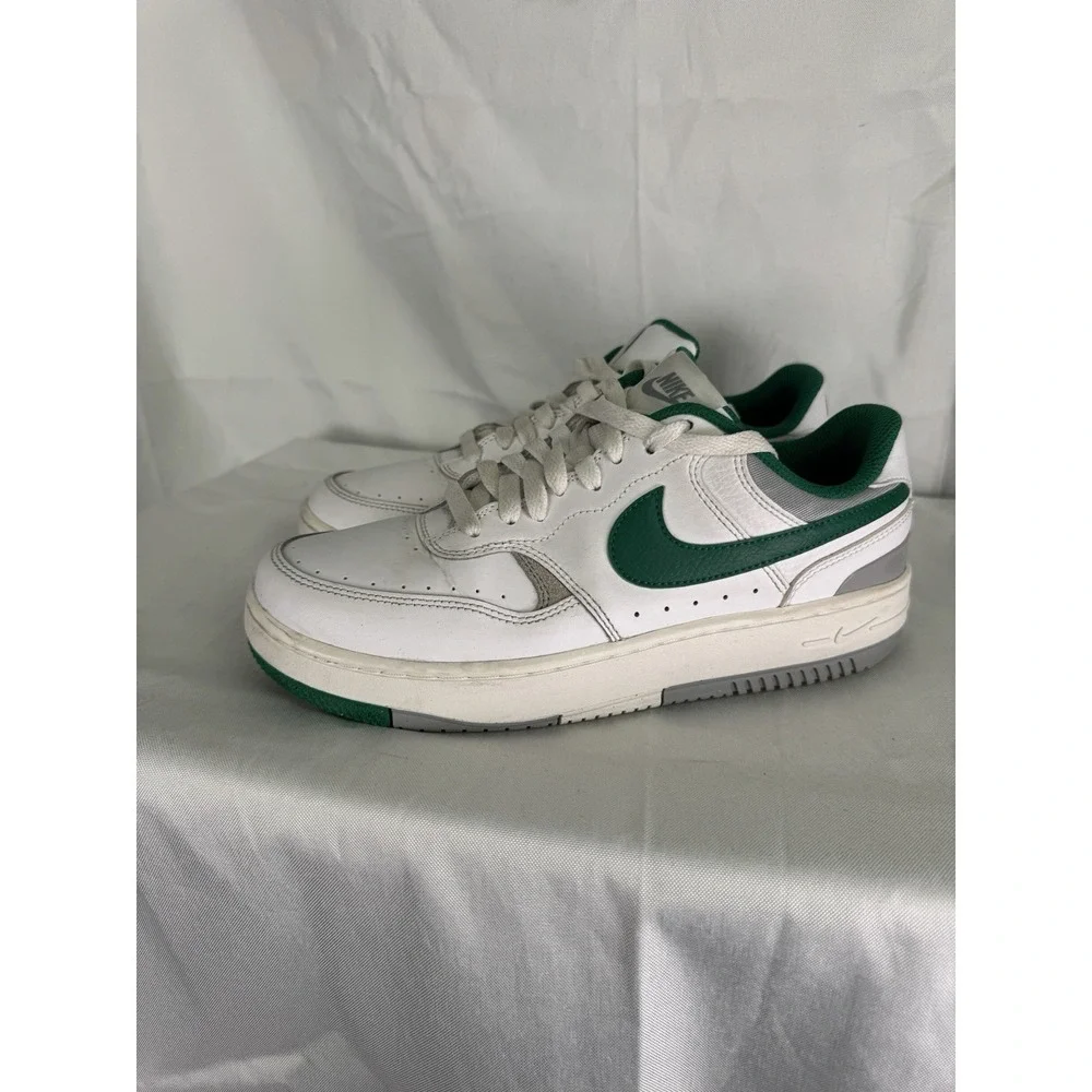 Nike Womens 8.5 Gamma Force Malachite Sneaker Gray Smoke Retro Court DX9176-106
